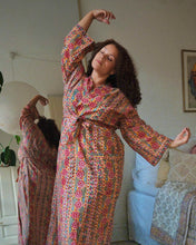 Ladda upp bild till galleriet Morgonrock Beata