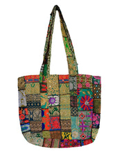 Ladda upp bild till galleriet Broderad väska grön