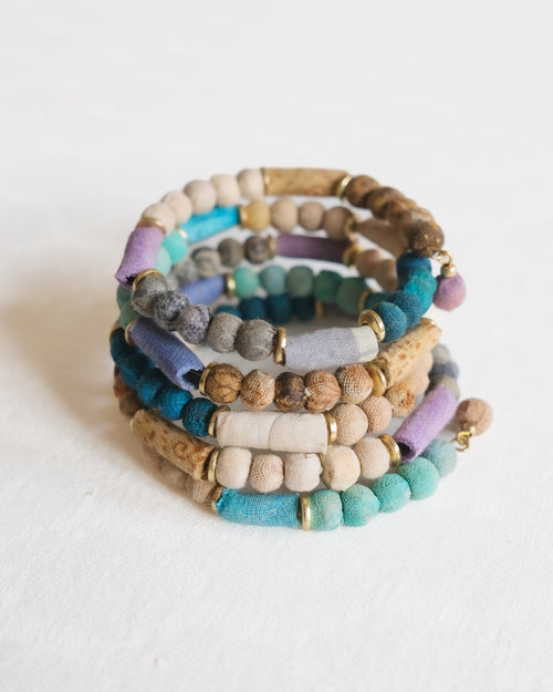 Ladda bild 1 i i galleriläge. Armband Recycle