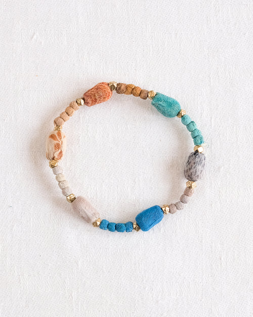 Ladda bild 1 i i galleriläge. Armband Recycle